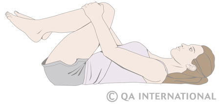 Exercice : genoux-poitrine